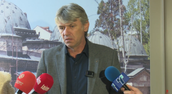 (VIDEO) Sela thërret Kuvendin, diskutojnë për zgjedhjet dhe Kongresin