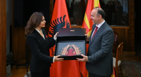 Gashi-Spiropali: Përgëzova progresin e Shqipërisë në procesin e integrimit, veçanërisht në hapjen e klasterëve negociues