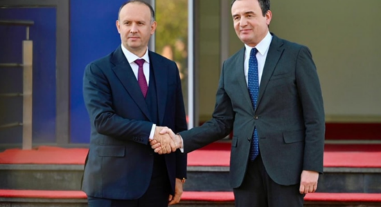 Gashi uron Kurtin për fitoren në zgjedhjet parlamentare