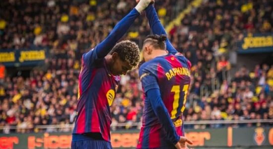 Barcelona e mbyll vitin në pozitën e parë, sërish +4 nga Real Madridi