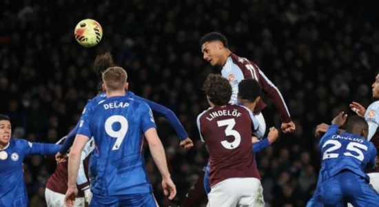 Aston Villa fiton me përmbysje spektakolare në udhëtim ndaj Chelseat