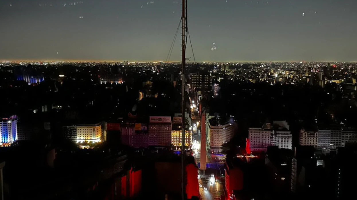Ndërprerje masive elektrike në Buenos Aires gjatë natës së Vitit të Ri