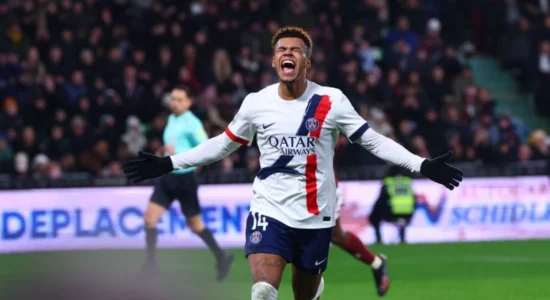 PSG e fiton dramën e pesë golave ndaj Metz