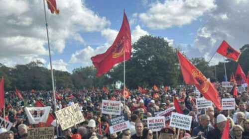 Sot në Shkup protestohet për krerët e UÇK-së në Hagë