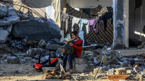 Jeta e përditshme mes rrënojave në Khan Younis të Gazës