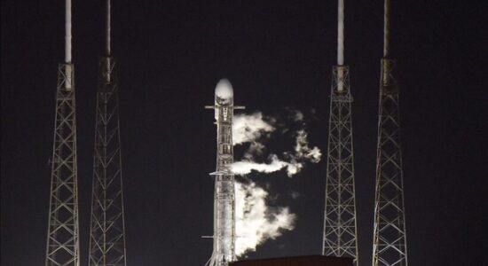 Kina lëshon satelit për kërkime gjeografike