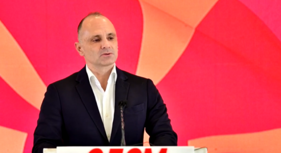 (VIDEO) Filipçe paralajmëron peticion online për çështjen e migrantëve