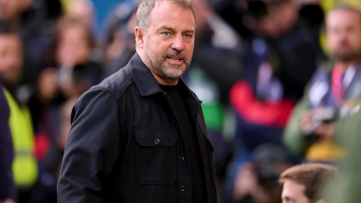 Hansi Flick i hapur të rinovojë me Barcelonën përtej vitit 2027