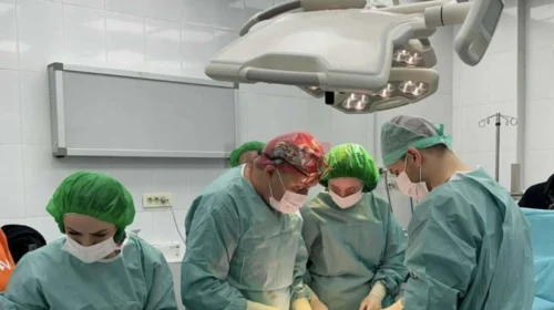 Në Klinikën e Ortopedisë u kryen me sukses dy transplante kockash nga donatorë të vdekur tek pacientë pediatrikë