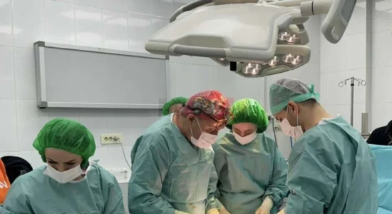 Në Klinikën e Ortopedisë u kryen me sukses dy transplante kockash nga donatorë të vdekur tek pacientë pediatrikë