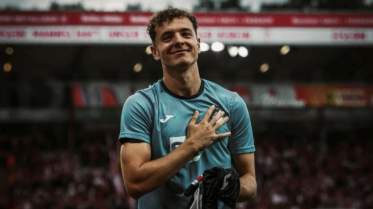 Fisnik Asllani tërheq interesin e klubeve të mëdha evropiane – mësohet klauzola e tij