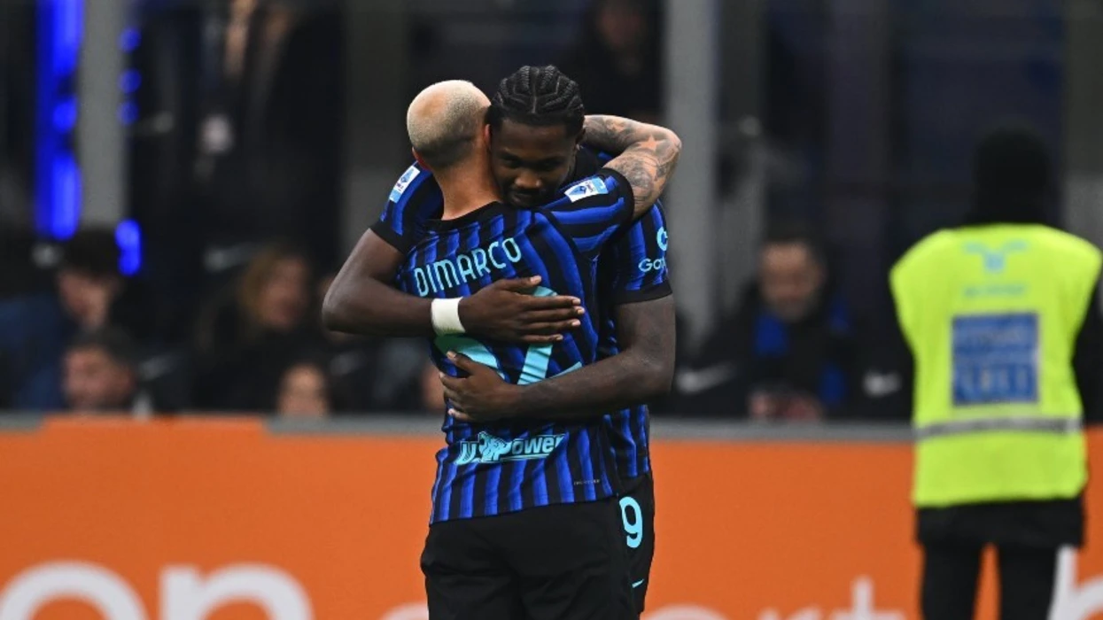 Interi e “demolon” Comon dhe merr kreun e Serie A