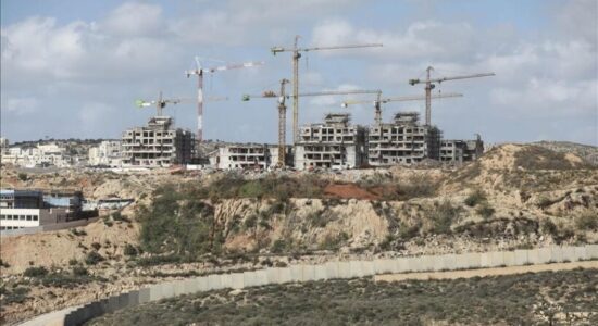 12 shtete evropiane, Kanadaja dhe Japonia dënojnë miratimin izraelit të vendbanimeve të reja kolone në Bregun Perëndimor