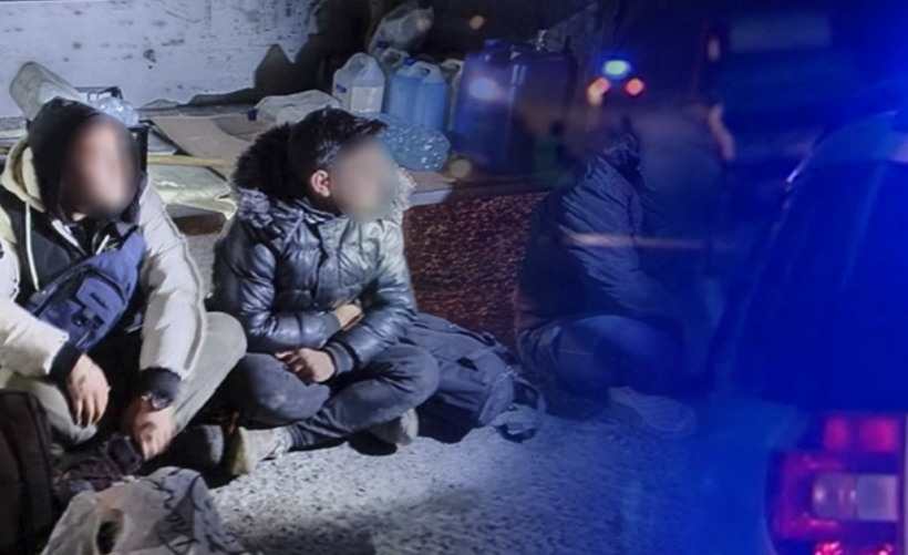 Ndalohet një 28-vjeçar nga Shkupi, kapet duke transportuar pesë emigrantë nga Egjipti