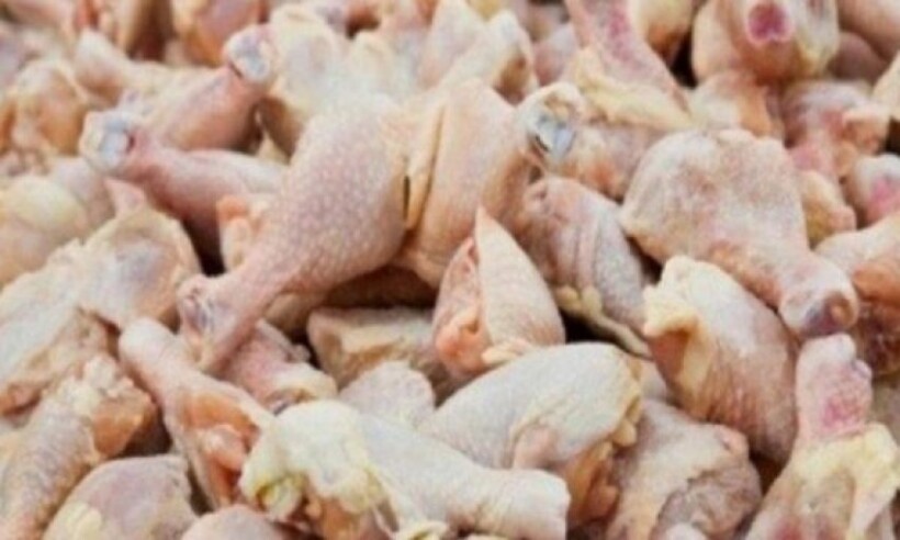 Ndalohet importi i mbi 26 tonëve mish pule nga Brazili