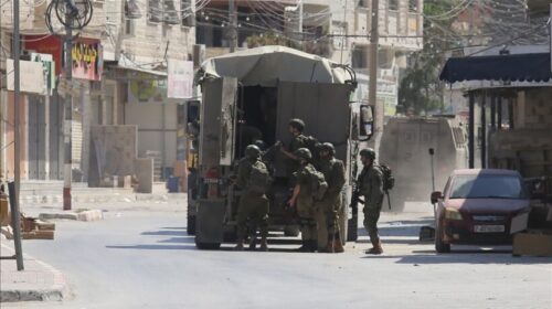 Ushtria izraelite bastis Jeninin në Bregun Perëndimor, nis fushatë arrestimesh