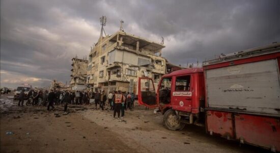 Ushtria izraelite bombardon disa zona në Gaza, pavarësisht armëpushimit