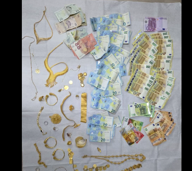 Zbardhet vjedhja e rëndë në Gostivar – privohen  nga liria tre persona, gjenden para dhe ar i vjedhur