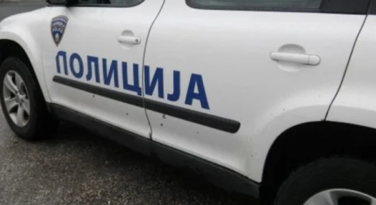 Një banor i Kavadarit u dënua me një vit burg për shkak të sulmit ndaj një nëpunësi policor