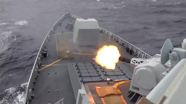 Kina rrit tensionet: Lëshon raketa drejt Tajvanit dhe rrethon ishullin me luftanije