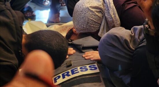 Pavarësisht armëpushimit dhe garancive të Trumpit, Izraeli vret gazetarin palestinez në Gaza