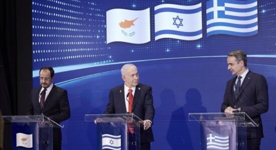 Izraeli, Greqia dhe Administrata Greke Qipriote mbajnë samit në Kuds nën hijen e gjenocidit në Gaza