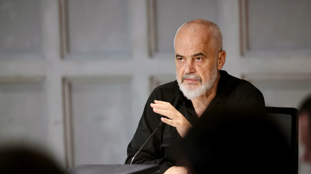 Kushtetuesja hoqi pezullimin e Ballukut  Rama  U eliminua një precedent i rrezikshëm