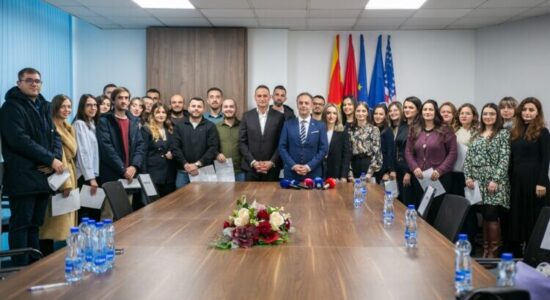 Spitali Klinik i Tetovës ndanë vendime për 28 specializantë