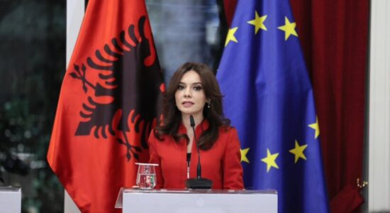 Ministrja për Europën dhe Punët e Jashtme, Elisa Spiropali qëndron për vizitë zyrtare në Shkup