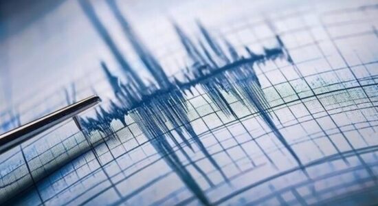 Tërmet me magnitudë 7,6 ballë godet brigjet veriore të Japonisë, shkakton paralajmërim për cunami
