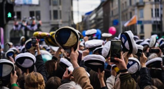 Finlanda do të ashpërsojë rregullat e të ardhurave për studentët e vendeve jashtë BE-së