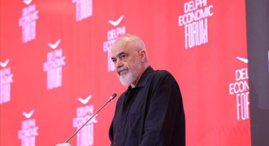 Rama në Forumin Ekonomik të Tiranës: Anëtarësimi i Shqipërisë në BE në 2030 është i mundshëm