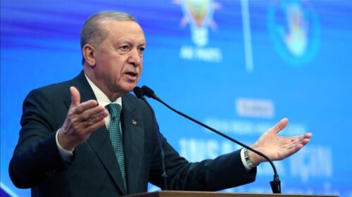 Erdogan: Turqia është e kënaqur që sheh popullin sirian që përpiqet të rindërtojë vendin e tij pavarësisht vështirësive
