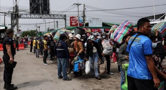 Mbi gjysmë milioni njerëz të zhvendosur nga përleshjet kufitare Tajlandë-Kamboxhia