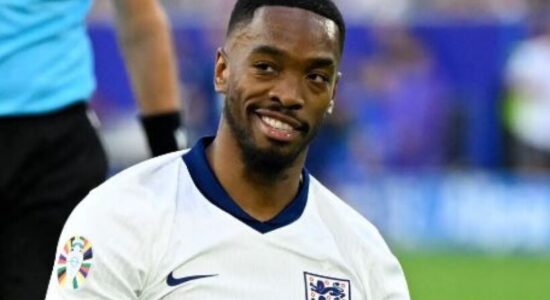 Goditi me grusht një tifoz, sulmuesi i Anglisë bie në prangat