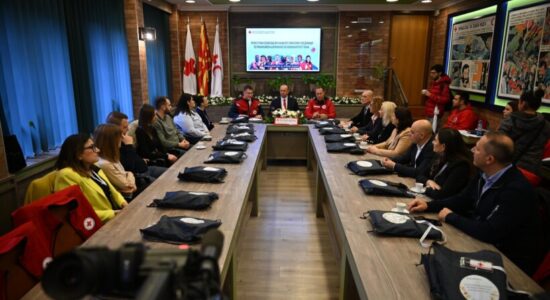 (VIDEO) Gashi paralajmëron vullnetarizimin e deputetëve