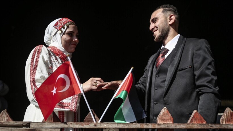 Gaza, 203 çifte martohen në një ceremoni masive martese