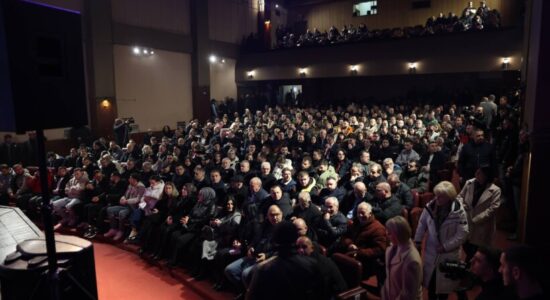 VLEN: Gostivari foli me sallën plot, Nevzat Bejta, zëri i qytetit!