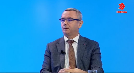 Rexhepi: Në çdo seancë dokumentet vijnë vetëm në gjuhën maqedonase, kryetari Kuvendit kontrollohet nga koordinatori i VMRO-së