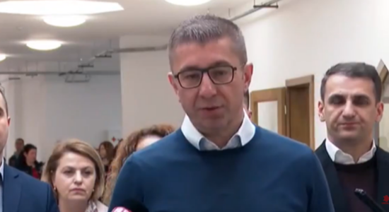 (VIDEO) Mickoski: Më 14 janar takim liderësh për heqjen e qeverisë teknike