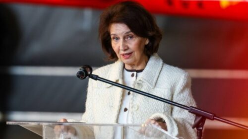 Siljanovska Davkova i dorëzoi në Kuvend propozimet për dy anëtarë të Këshillit Gjyqësor