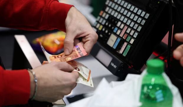 Bullgaria kryen tranzicionin drejt euros, monedha lev zhduket nga qarkullimi