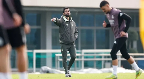 Arbeloa drejton seancën e tij të parë stërvitore si trajner i Real Madridit