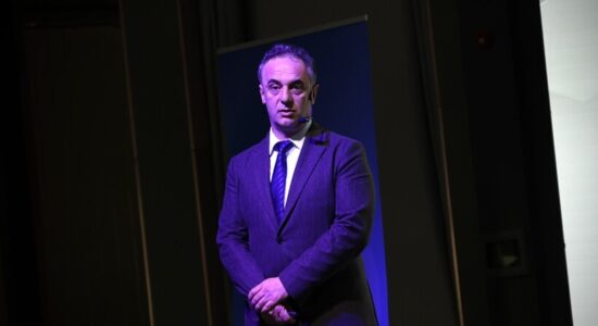 VLEN: Më pak rrëmujë, më shumë rregull në shëndetësi me Azir Aliun