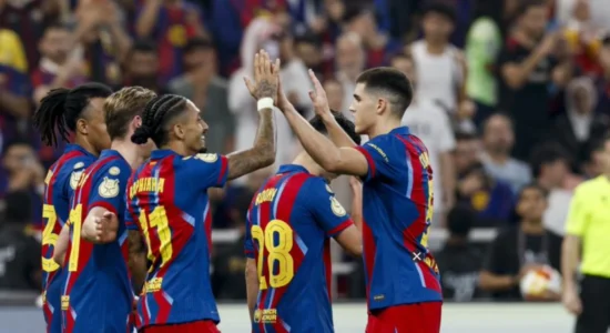 Superkupa e Spanjës/Barcelona e kthen në seancë stërvitore gjysmëfinalen me Athletic Bilbaon, e shkatërron 5-0