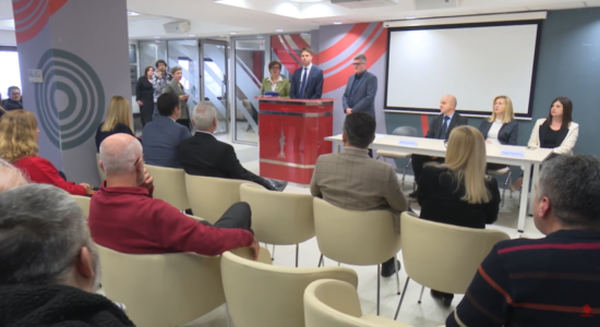 (VIDEO) ONE Maqedoni- operatori i tretë celular, mori licencë 5 g