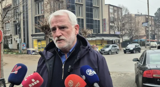 Thaçi: Ali Ahmeti është kanceri i politikës shqiptare, ai duhet të dorëhiqet