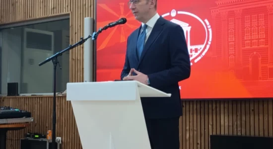 Mickoski: Gjetëm një lloj kompromisi për Ligjin për kundërvajtje, ndërsa për qeverinë teknike jemi të pajtimit ta shfuqizojmë