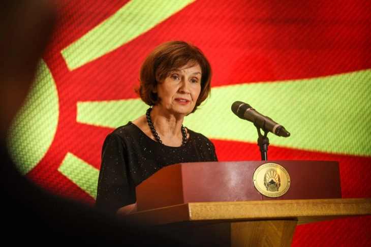 Siljanovska-Davkova para korit diplomatik: Nevojitet një impuls i ri i multilateralizmit që do të mbrojë të dobëtit