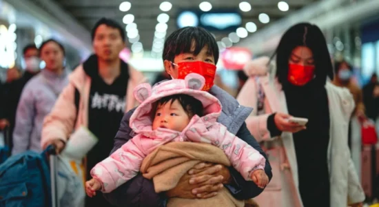 Numri i lindjeve në Kinë kap shifrat më të ulëta në historinë e vendit, popullsia e superfuqisë aziatike bie për të katërtin vit radhazi